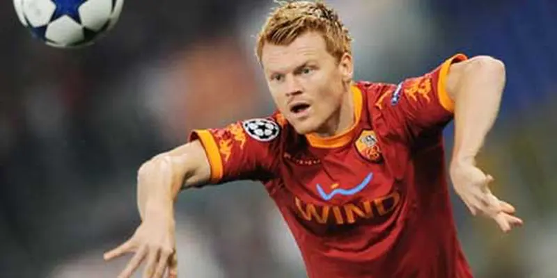 John Arne Riise (© AFP 2011)