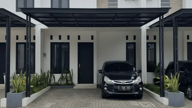 Model Carport Rumah di Gang Sempit by Gemini