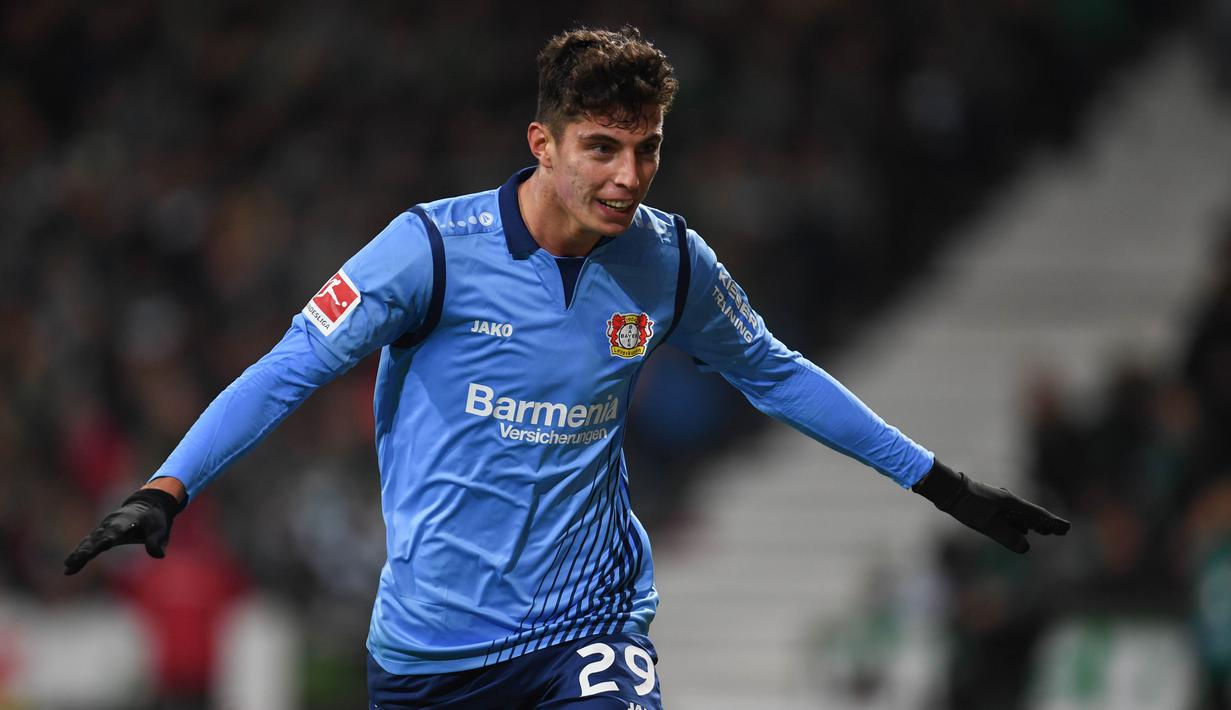 4. Kai Havertz (Bayer Leverkusen) - Kehandalan dalam menggiring bola dan menusuk pertahan lawan membuat gelandang muda ini mampu mencuri perhatian klub-klub besar Eropa. OVR 84 - 92. (AFP/Patrik Stollarz)