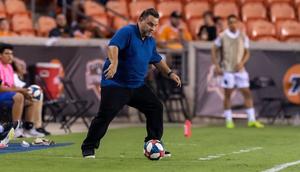 Marcelo Serrano pelatih St. Kitts and Nevis. (Shutterstock)