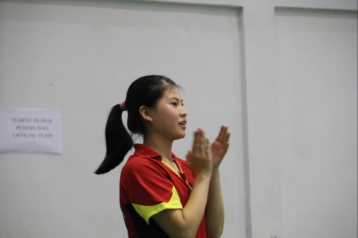 Mantan Atlet, Ini 7 Potret Sporty Mitzi Abigail Saat Bermain Bulu Tangkis