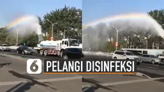 Di saat Pandemi Covid-19 ini penyemprotan disinfeksi sering dilakukan oleh masyarakat. Tetapi ada hal unik saat penyemprotan disinfeksi yang satu ini muncul pelangi ketika disinfeksi keluar.