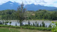 Gunung Katopasa adalah tetangga Gunung Kandela di dekat Kota Palu, Sulawesi Tengah. (Dok: IG @mme_nah&nbsp;https://www.instagram.com/p/CGMFV_aHOmD/?igsh=MTF5cmlscWtpdmJwbw%3D%3D)