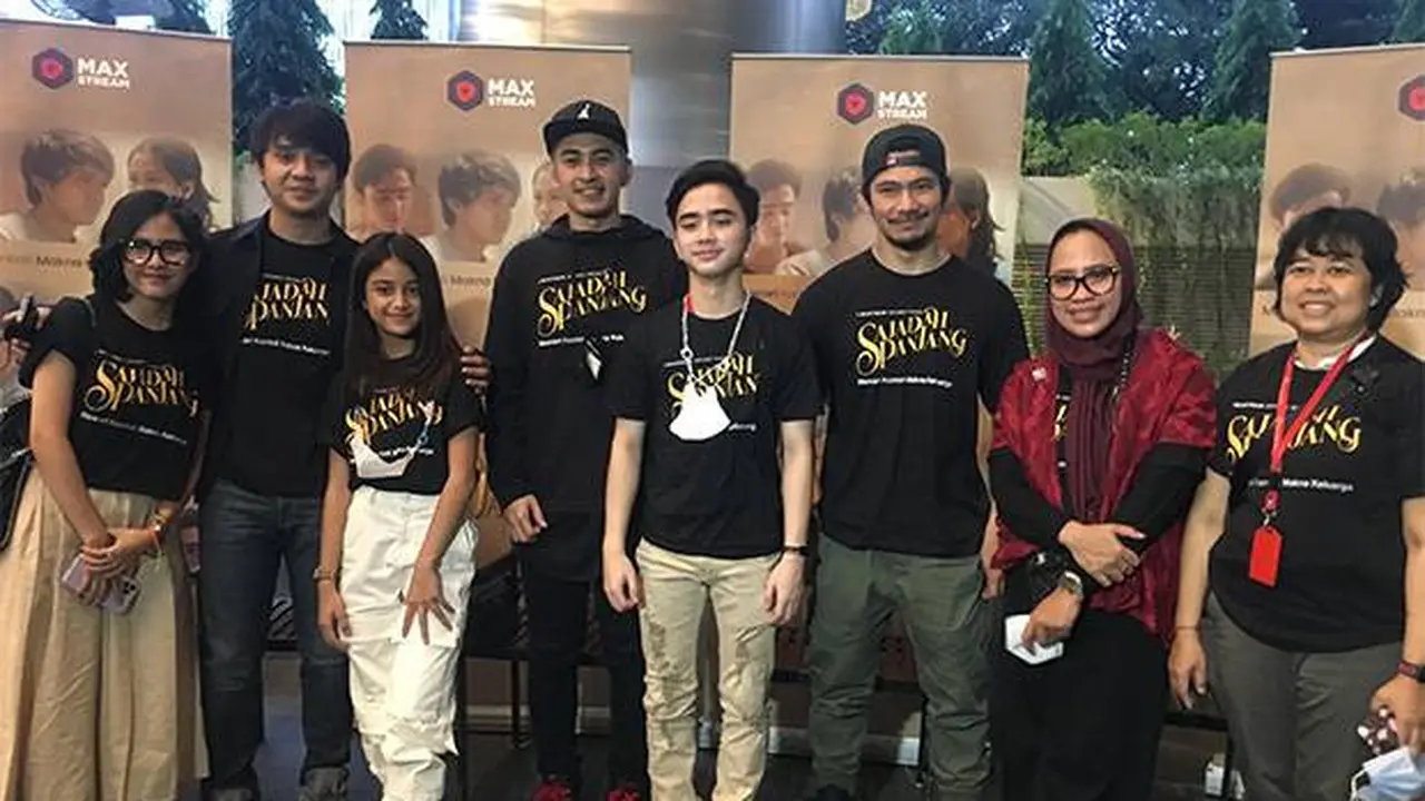 Para pemain Sajadah Panjang