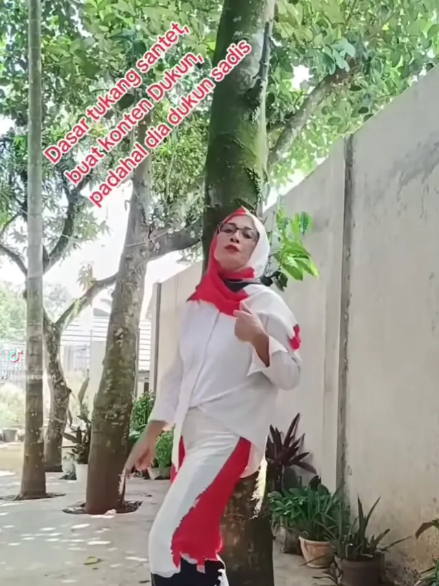 Konten Nursyah ibunda Indah Permatasari. (Foto: Dok. Instagram @mustaminnursyah)