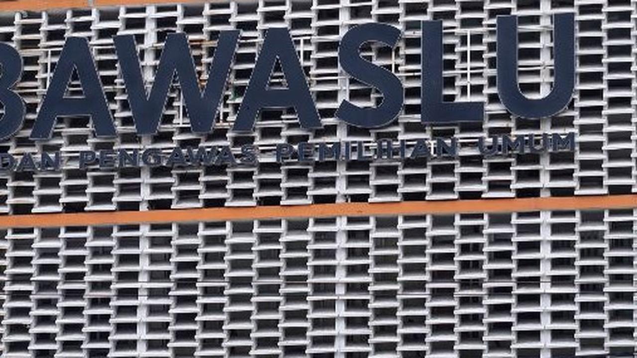 Bawaslu Pastikan Surat Suara Tercoblos Duluan di TPS 03 Pejaten Timur Hoaks, Ini Faktanya