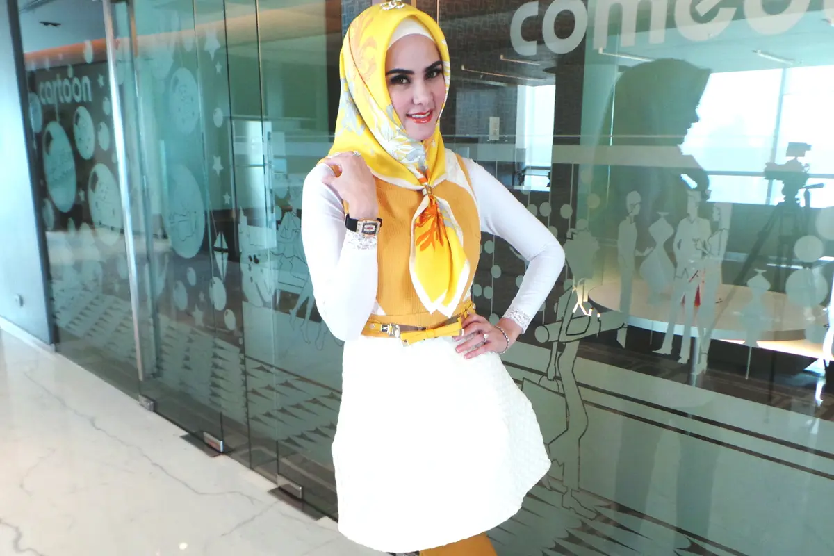 Angel Lelga Itang Yunazs Collaboration 1014 2