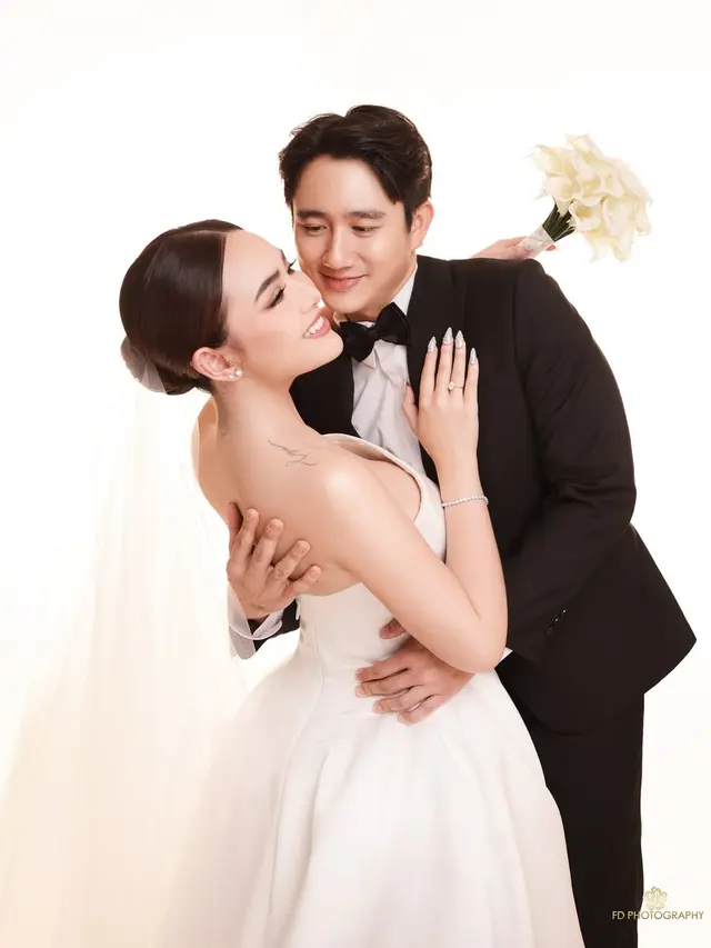 Dikabarkan Akan Menikah dengan Kenny Austin, Pesona Amanda Manopo Bergaun Putih di Pemotretan Prewedding