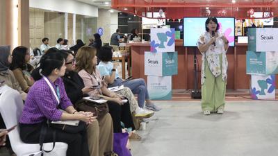 Perempuan Wirausaha Pelajari Keuangan dan Personal Branding