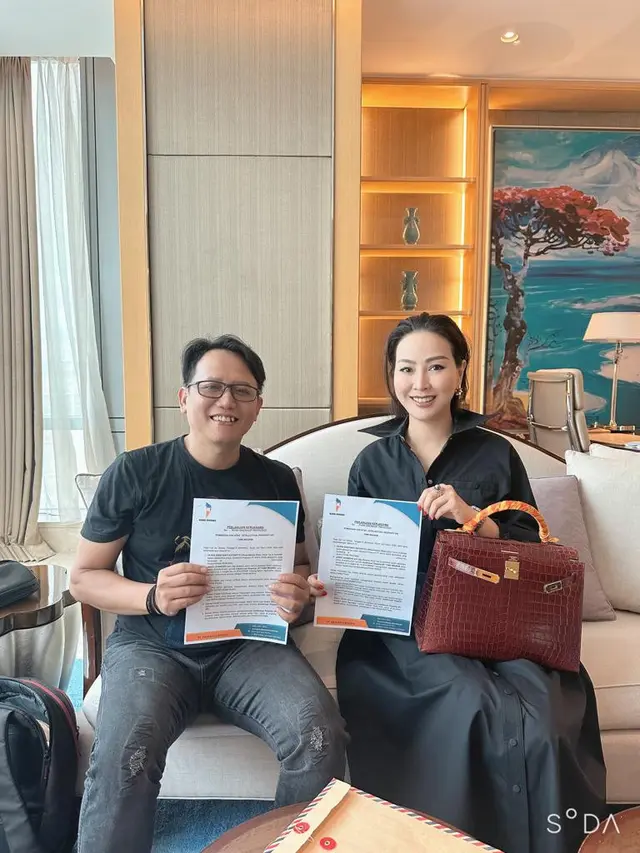 Pilip Tenonet dan Olivia Irawan Chen akan memproduseri film Tamu Magrib. (Foto: Dok. Koleksi Pribadi Pilip Tenonet)