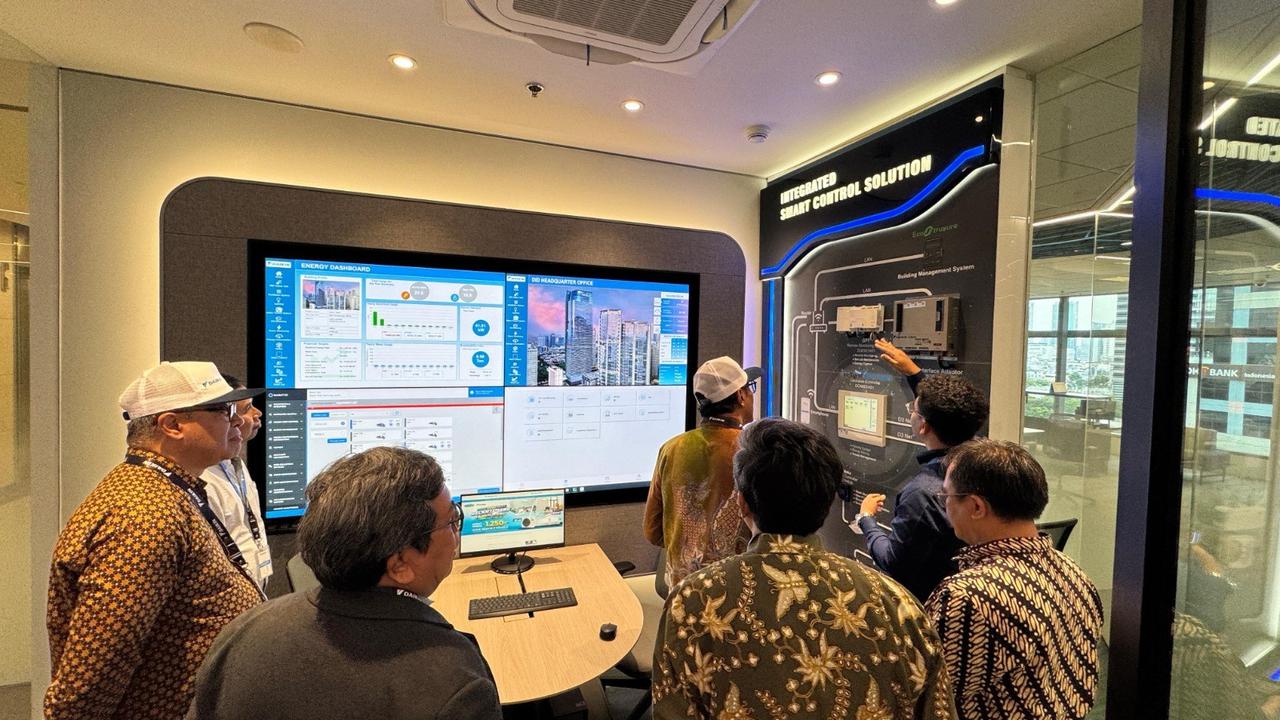 Kunjungan DKST ITB ke DAIKIN Indonesia