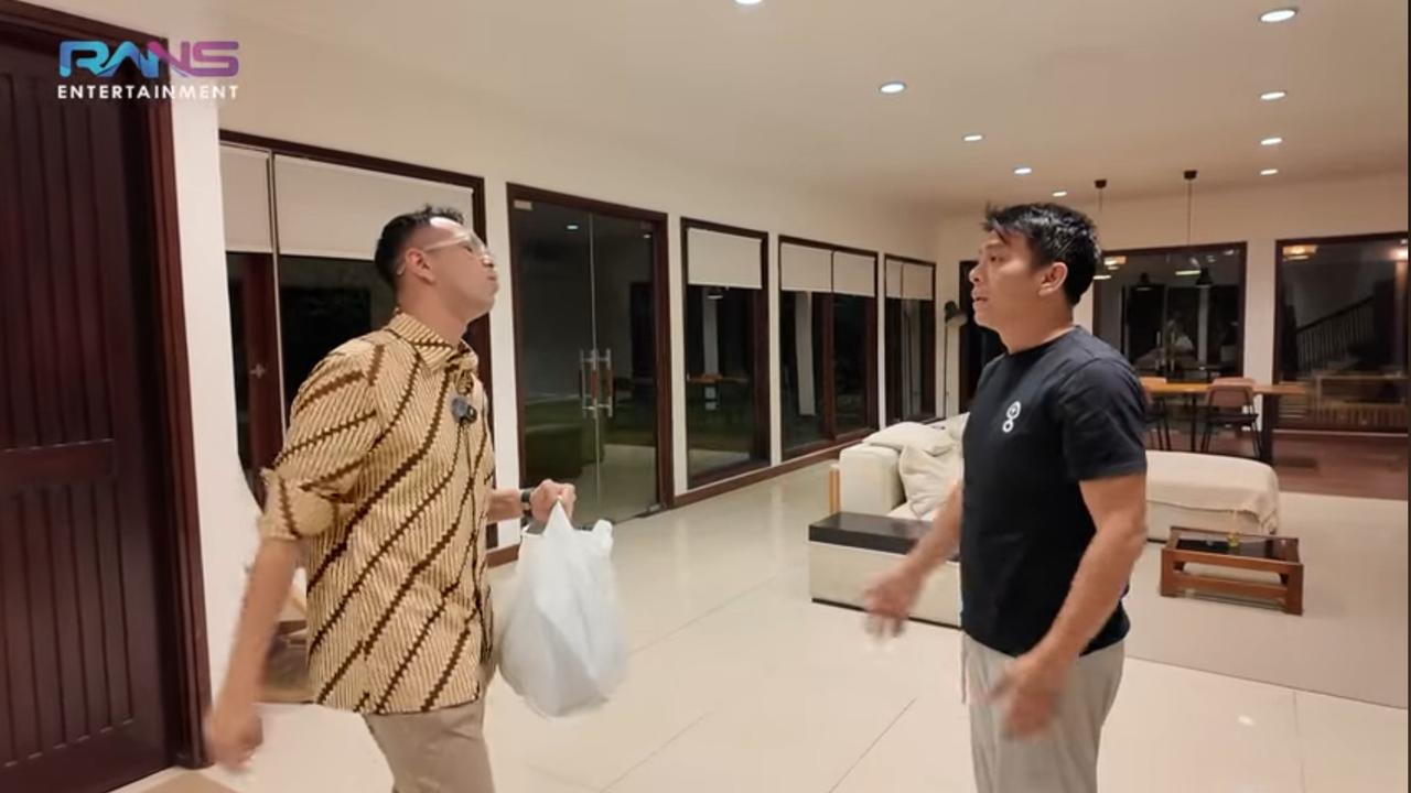 Potret Rumah Mewah Ariel Noah Dikunjungi Raffi Ahmad, Luas Banget Dilengkapi Kolam Renang tapi Minim Perabotan
