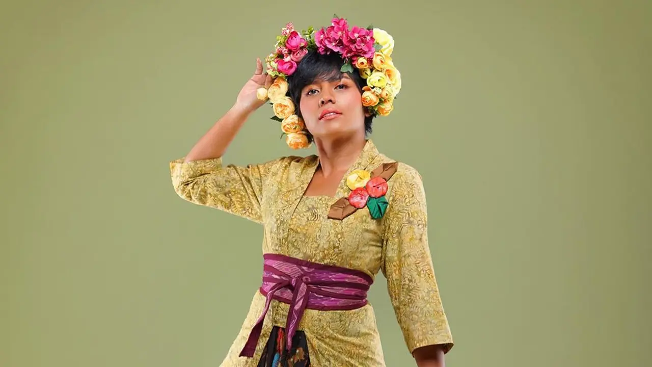 Influencer Monique Hardjoko