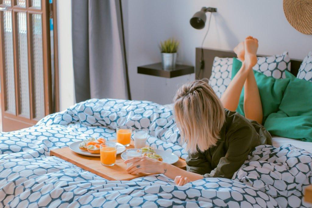 Semoga Si Pacar Baca Ini Nih Yang Cewek Butuh Saat Lagi Pms Lifestyle Fimela Com