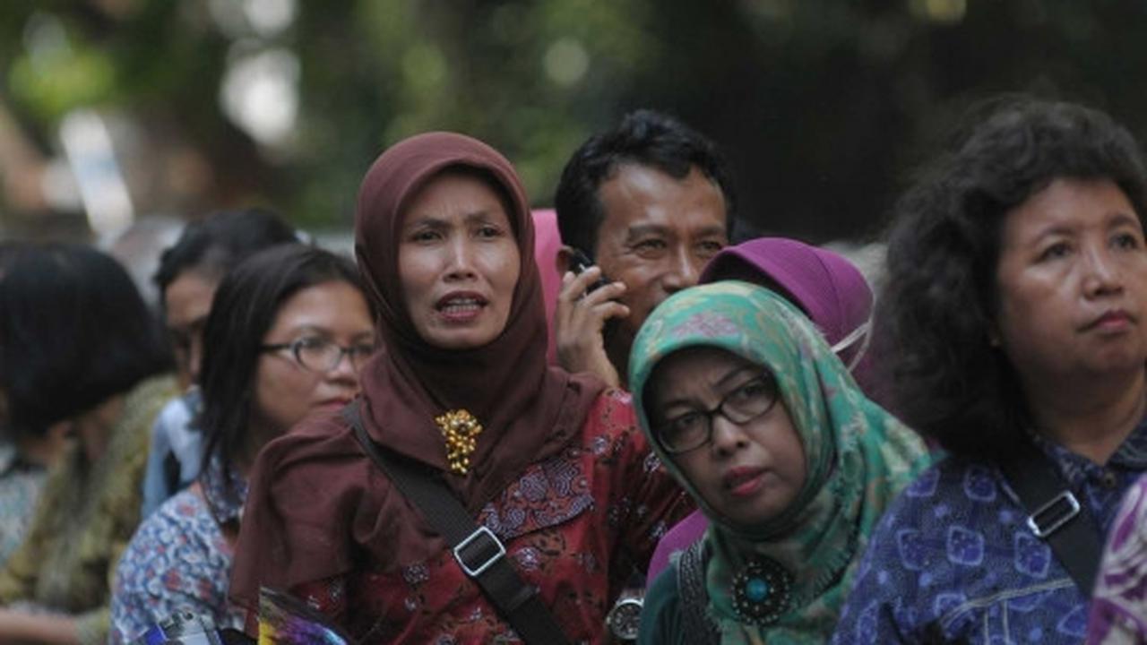 Seleksi CPNS, ratusan guru bantu DKI padati Gedung Nyi Ageng Serang