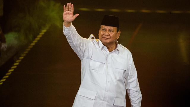 Momen Akrab Prabowo dan Jokowi di Puncak Perayaan Ulang Tahun ke-17 Partai Gerindra