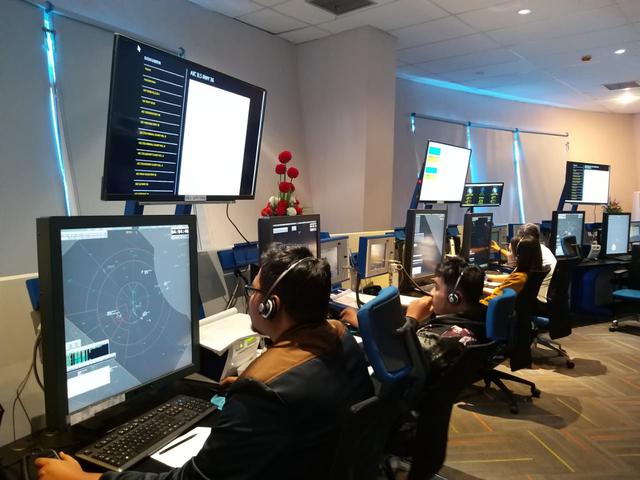 1.000 Teknisi Lalu Lintas Udara