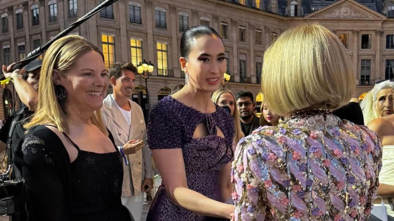 7 Potret Cantik Widiyanti Putri, Menteri Pariwisata Baru dengan Sentuhan Fashion Modern