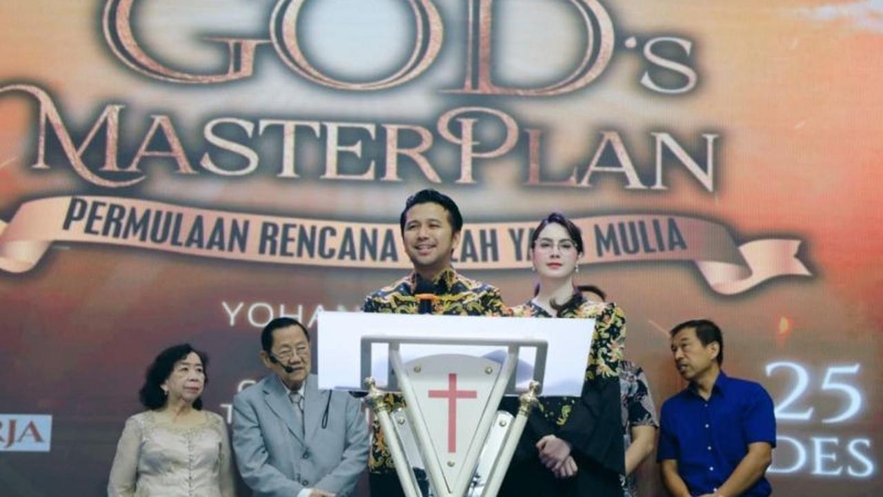 Wagub Jatim Emil Dardak Hadiri Perayaan Natal di Eks Lokalisasi Dolly Surabaya