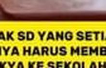Anak SD Ini Sekolah Sambil Gedong Adiknya yang Masih Kecil, Alasannya Bikin Haru