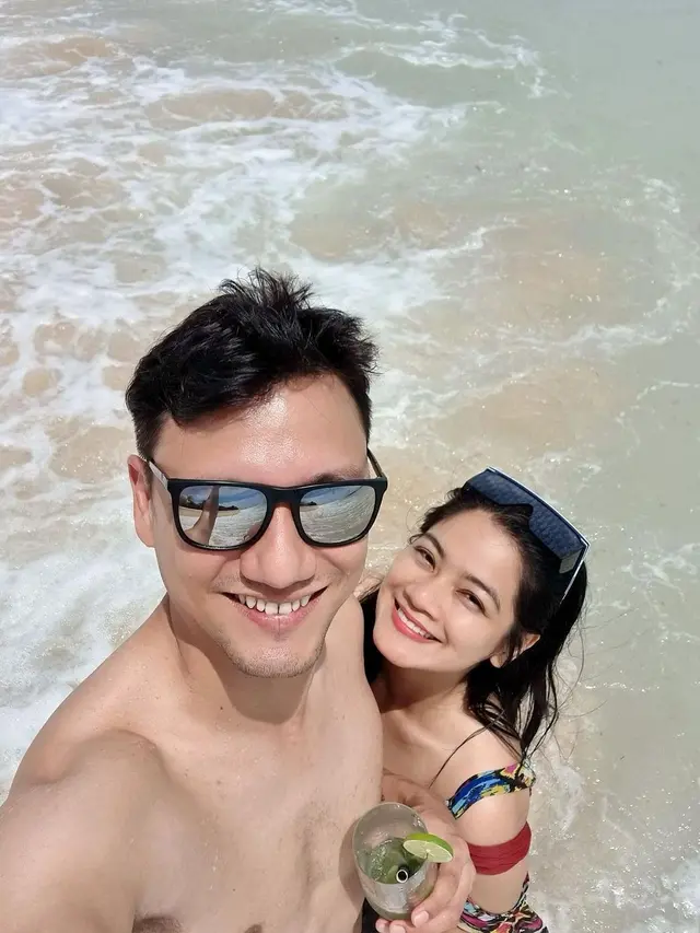 Titi Kamal dan Christian Sugiono