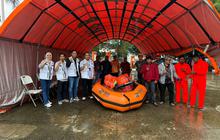 FOTO: Tanggap Bencana Banjir, BRI Peduli Bergerak Cepat Salurkan Bantuan Bagi Warga Terdampak di wilayah Padang