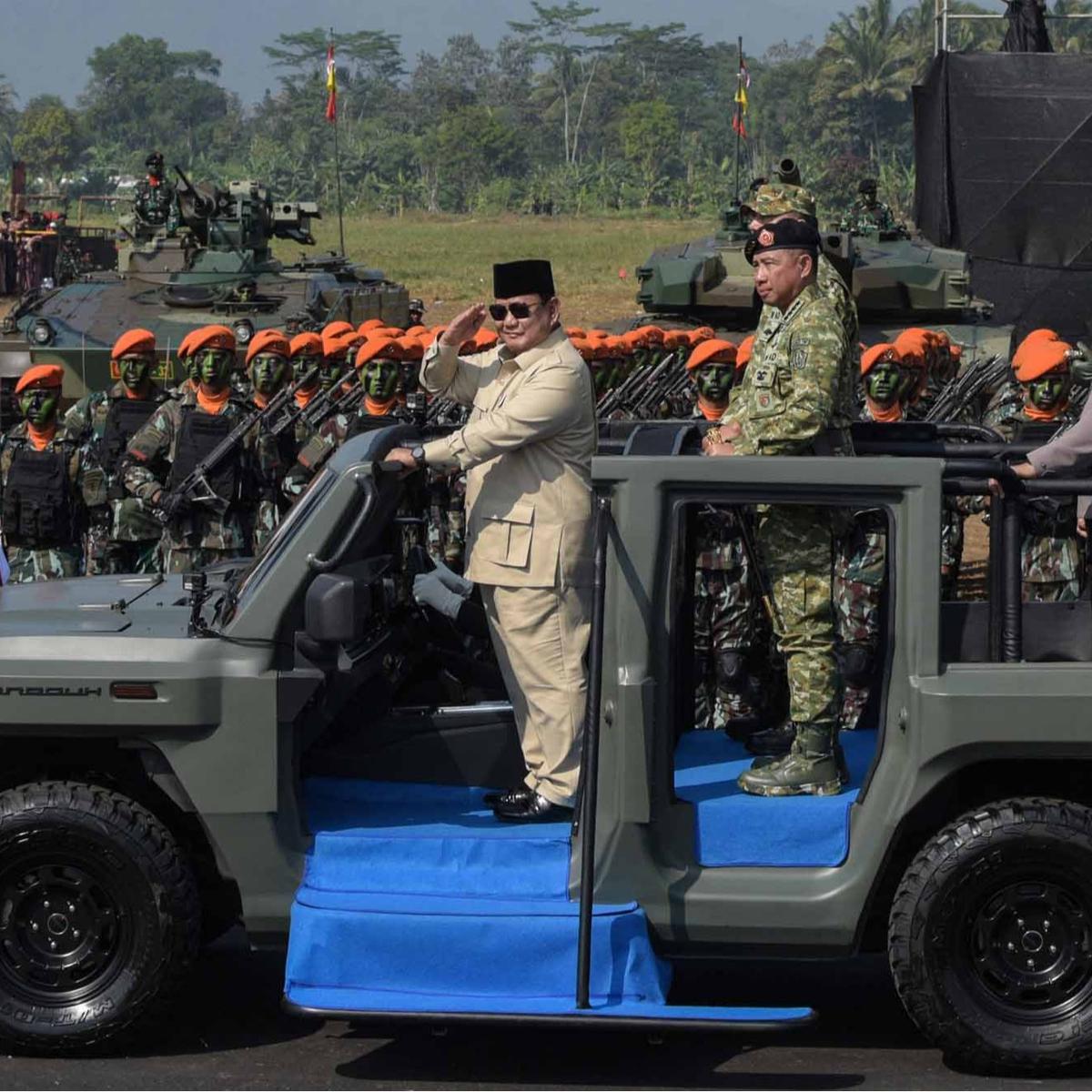FOTO: Presiden Prabowo Pimpin Upacara Besar TNI, Lantik Panglima Baru hingga Resmikan Enam Kodam