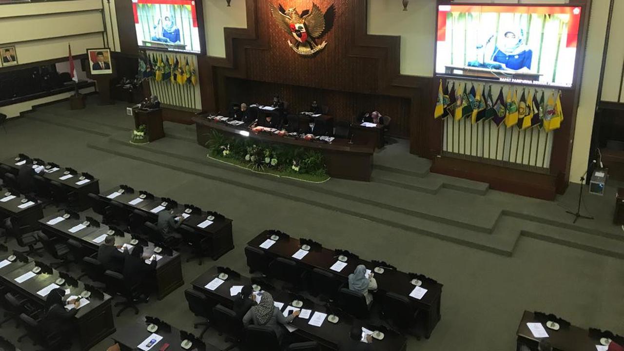 Suasana Rapat Paripurna Jateng