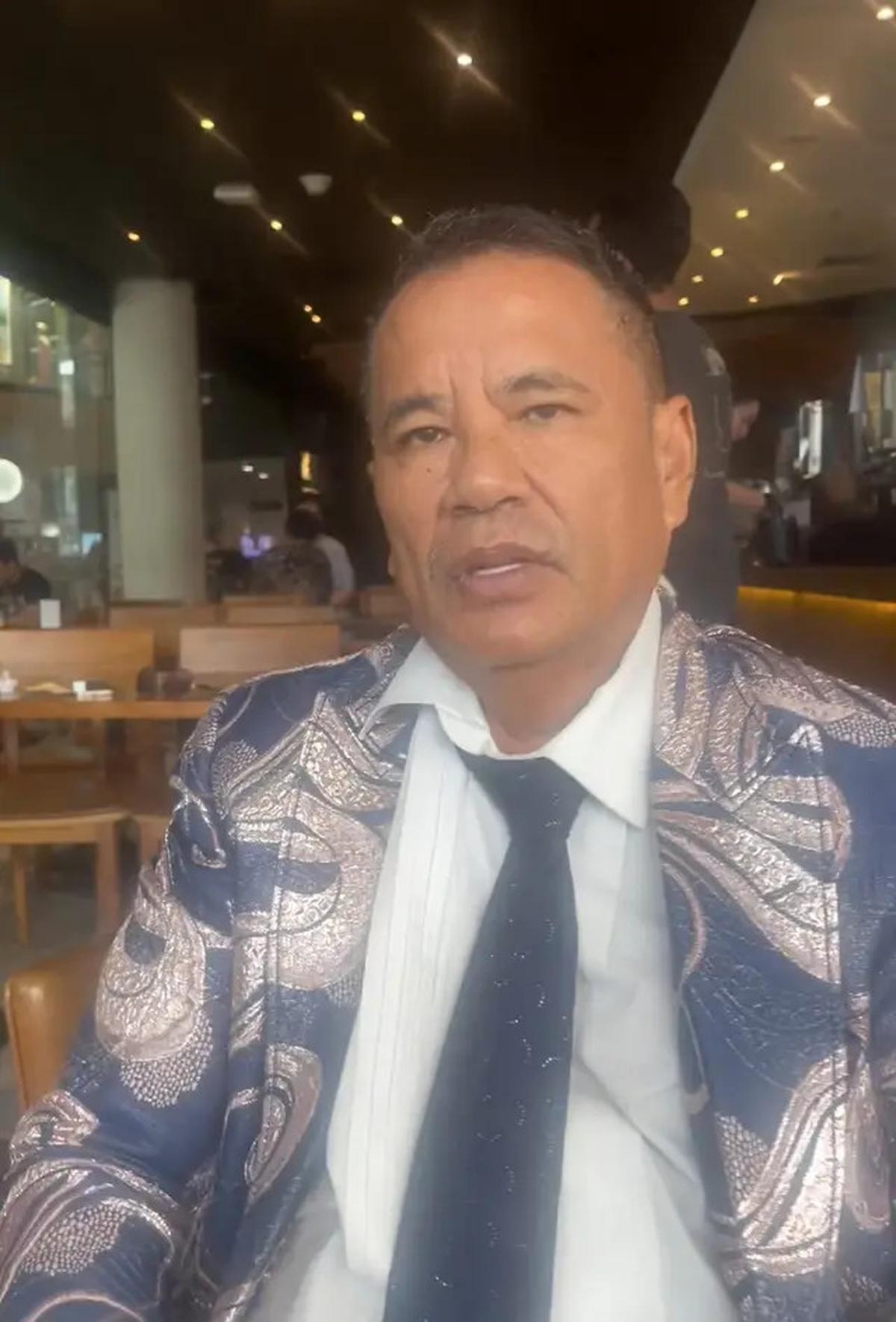 Hotman Paris Tantang Alvin Lim Adu Kekayaan, Tunjukkan Punya Uang Rp500 Miliar dalam 1 Menit