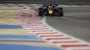 Pembalap Red Bull Racing asal Belanda, Max Verstappen melaju dalam sesi latihan kedua Grand Prix Formula1 Bahrain di Sirkuit Internasional Bahrain, Sakhir pada 29 Februari 2024. (Giuseppe CACACE/AFP)