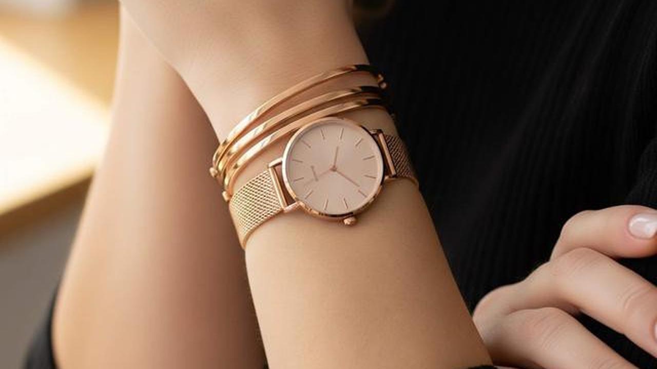 7 Ide Padu Padan Jam Tangan Rose Gold dengan Gelang Warna Senada untuk Tampilan Elegan dan Stylish
