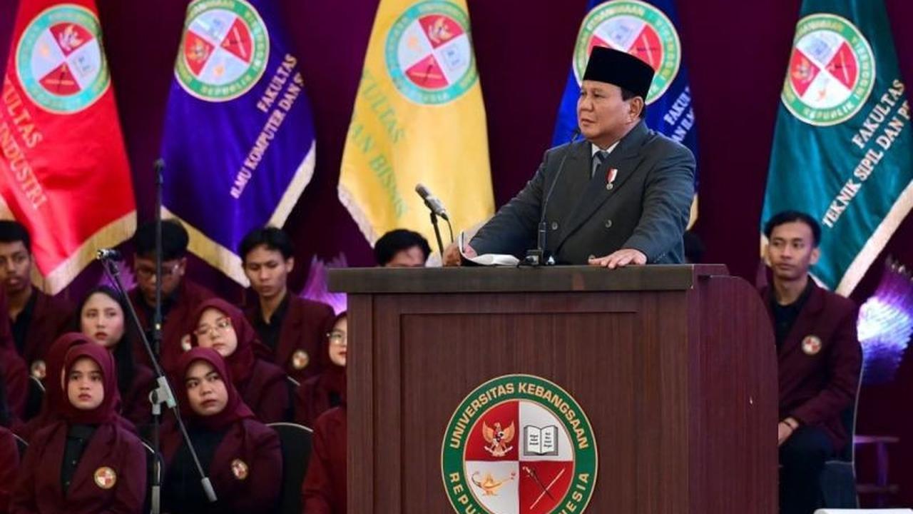 Dari Prabowo: 4 Kali Gagal Pilpres, Ini Kiat Hadapi Kegagalan Menurut Presiden untuk Para Wisudawan UKRI