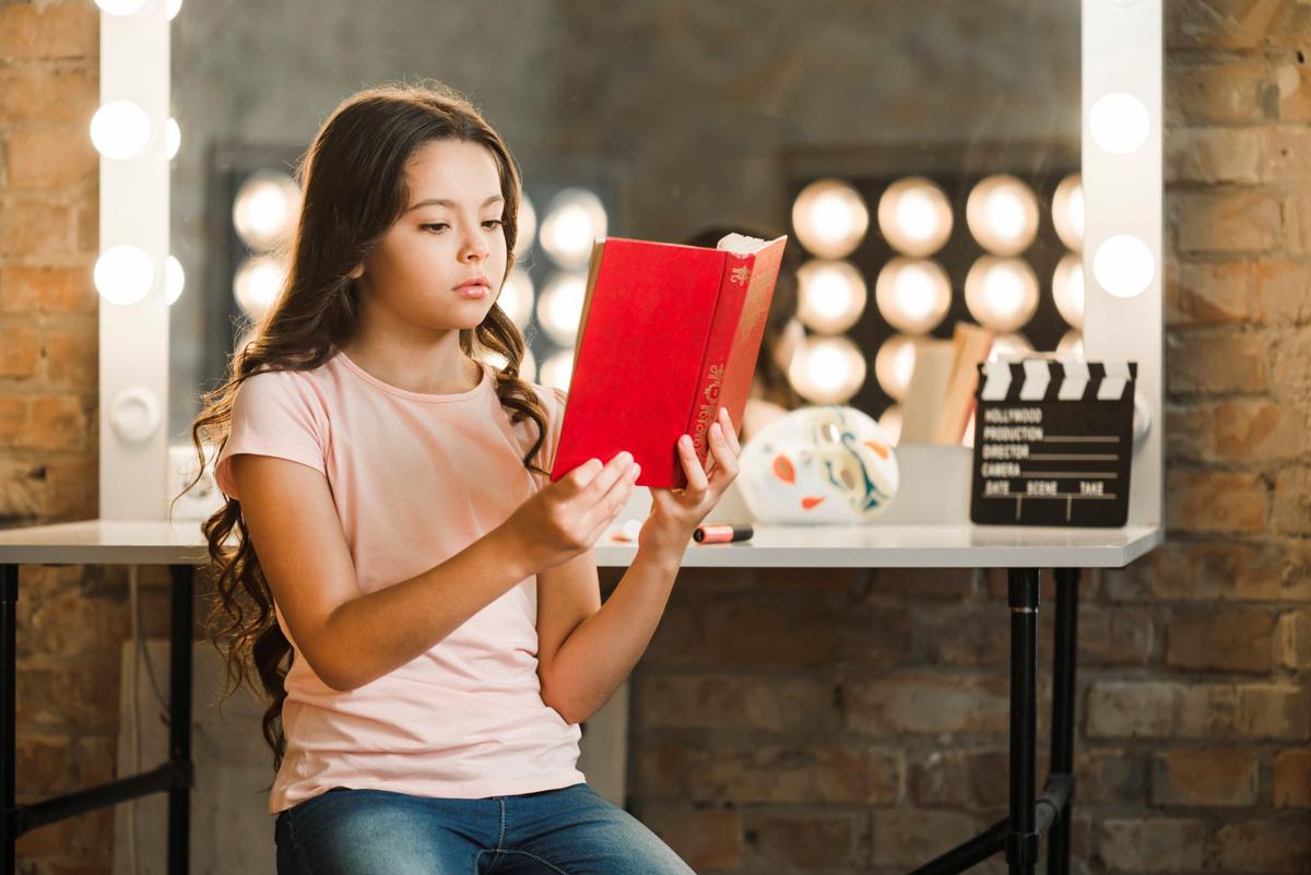 Kenali 6 Strategi Membantu Anak Mengatasi Rasa Canggung di Tempat Baru agar Lebih Percaya Diri