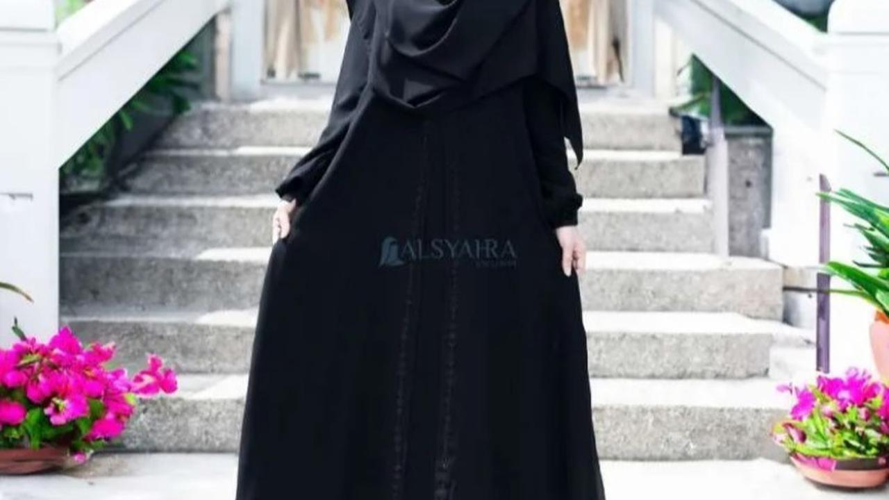 6 Pilihan Kain Baju Gamis Lebaran 2025, Diprediksi akan Jadi Trend di Idul Fitri 1446H