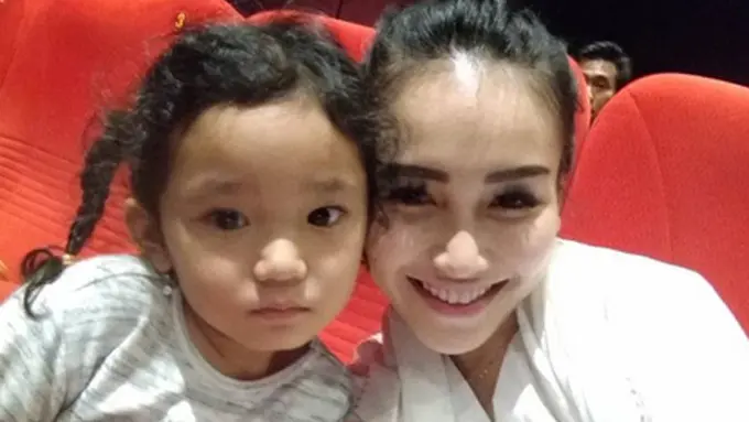 [Bintang] Ayu Ting Ting dan Bilqis
