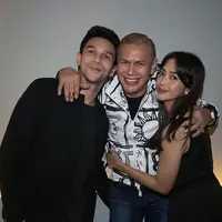 Potret kedekatan Jonathan Frizzy dan Ririn Dwi Ariyanti yang jadi sorotan. (Sumber: Instagram/ijonkfrizzy)