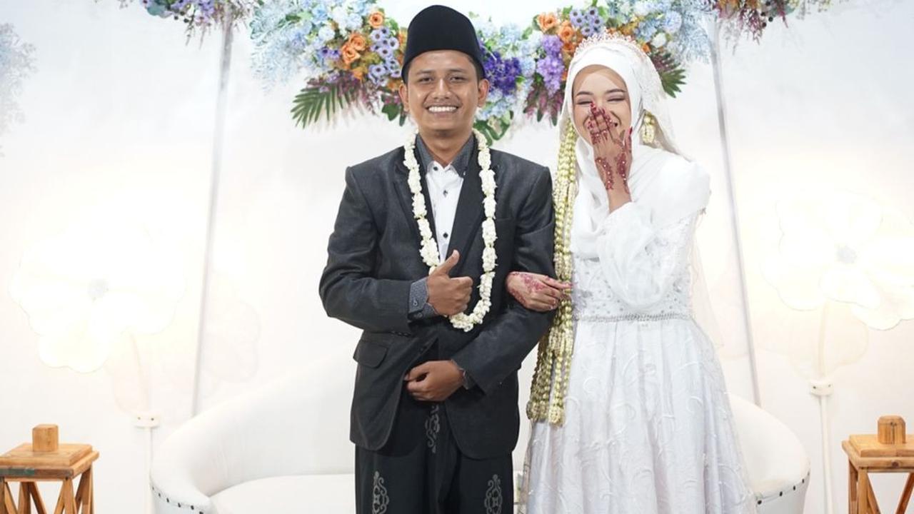 Di Tengah Kenaikan Harga, Pria Asal Ponorogo Ini Pakai Beras untuk Mahar