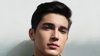 Sinetron SCTV Cinta Sedalam Rindu: Junior Roberts Ungkap Tantangan Gabung di Tengah Jalan