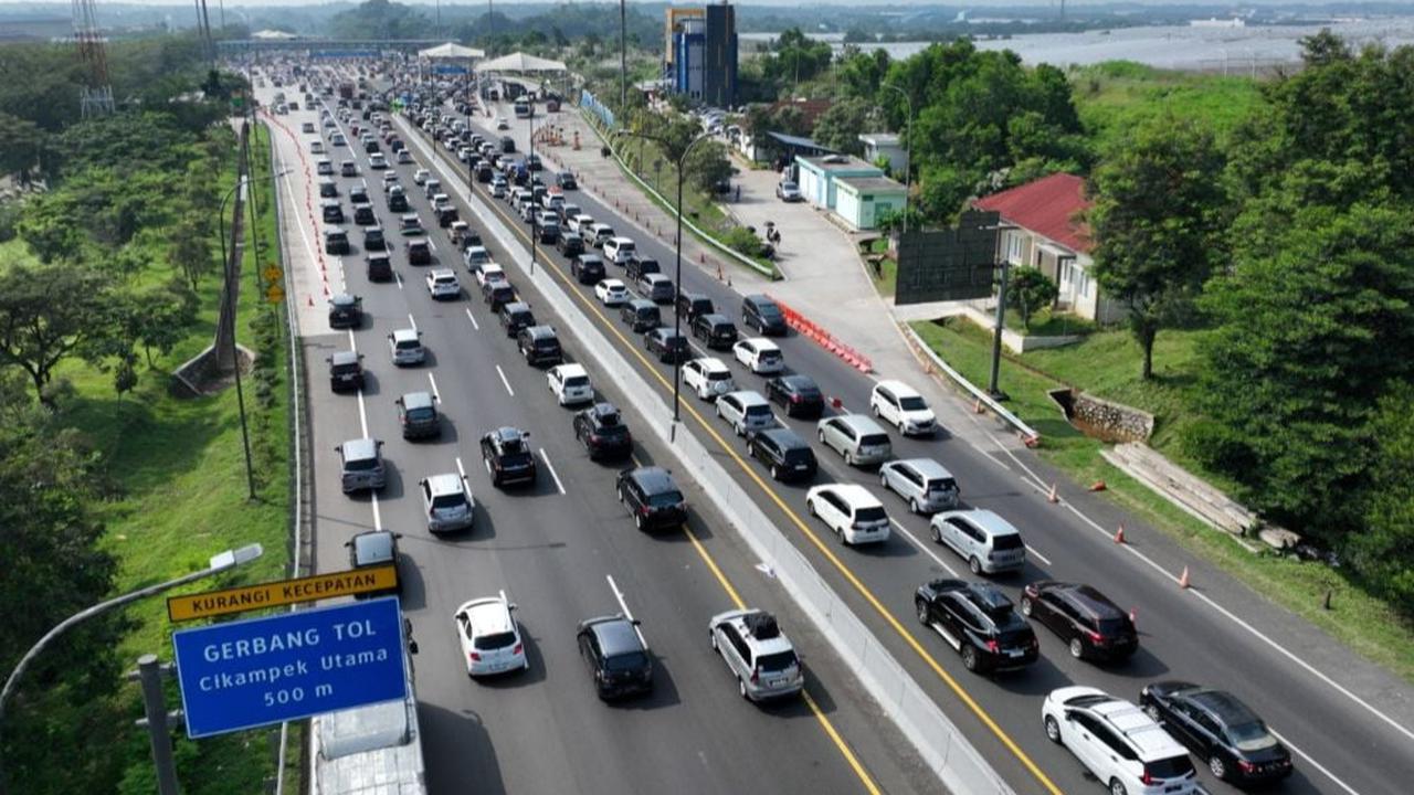 Sejumlah Ruas Jalan Akan Diberlakukan One Way dan Contraflow Saat Libur Nataru