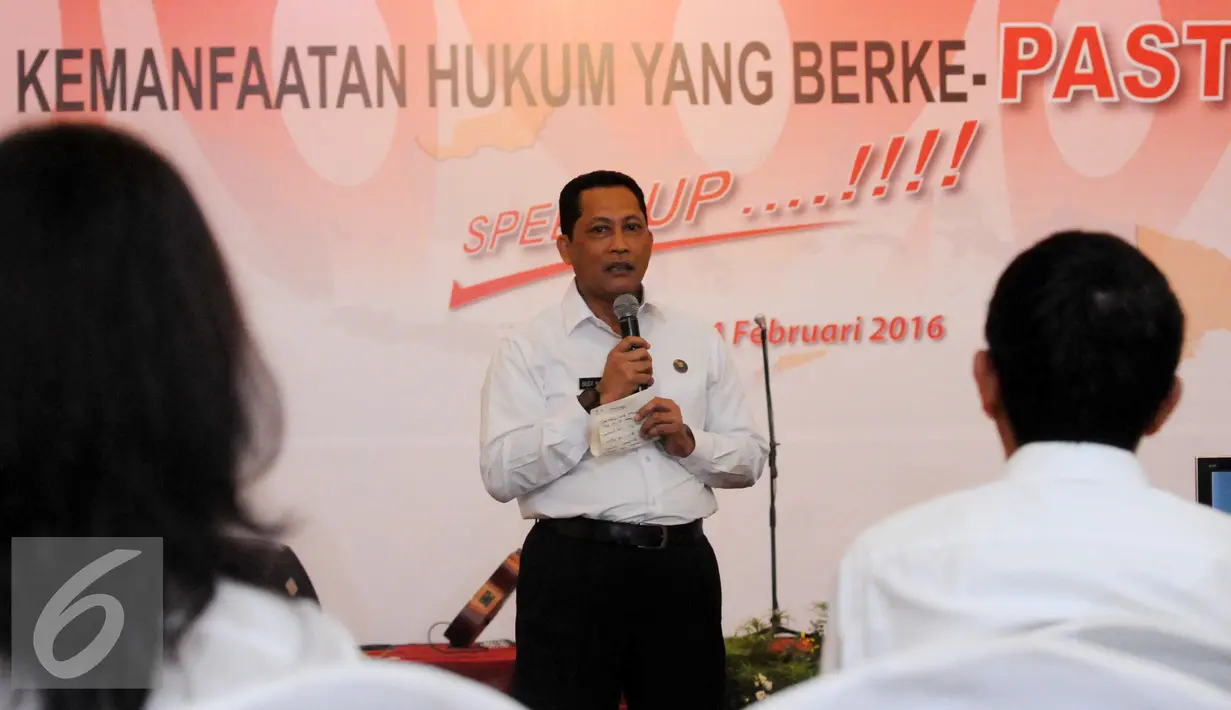 Ketua BNN Budi Waseso Saat menjadi pembicara di Talk Show yang diadakan Kemenkumham, Jakarta, Senin (22/2). Talk Show yang di adakan ini bertujuan untuk kemanfaatan Hukum yang berkepastian untuk kedepan. (Liputan6.com/Helmi Afandi)