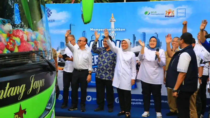 Kementerian Ketenagakerjaan bekerja sama dengan APINDO, KADIN Indonesia, BPJS Ketenagakerjaan, dan Federasi Serikat Pekerja Panasonic Gobel K-Sarbumusi memberangkatkan 78 bus untuk mudik 4.100 pekerja dan 3 rangkaian kereta untuk mudik  1.700 pekerja.