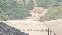 Banjir bandang yang menerjang Kabupaten Halmahera Tengah, Maluku Utara, mendampak dua kecamatan. (Liputan6.com/ Dok BNPB)
