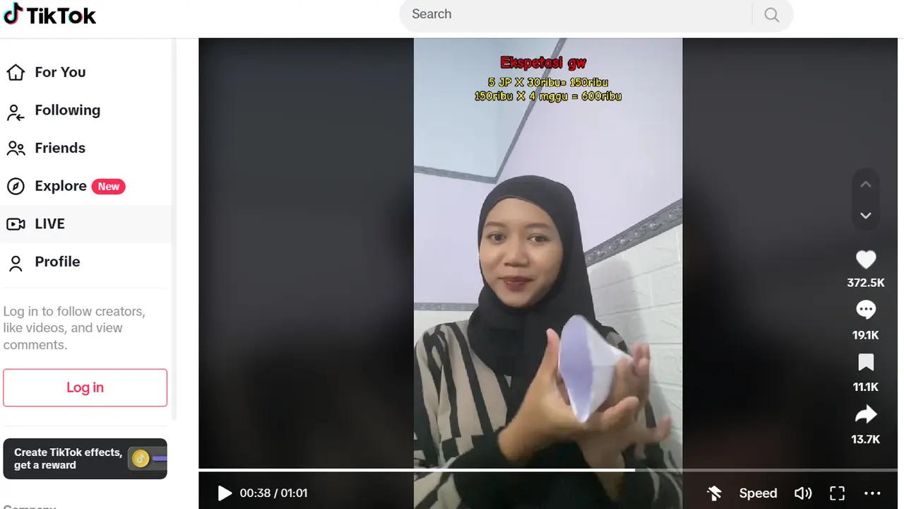 Viral Sebuah Video Guru Honorer Tunjukkan Gaji Rp150 Ribu Per Bulan, Netizen: Nyesek Gak Sih
