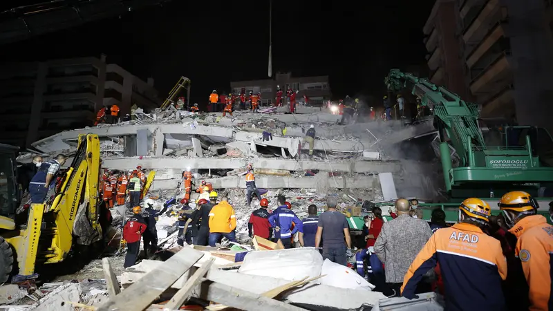 Turki Diguncang Gempa Bumi, Ratusan Orang Terluka