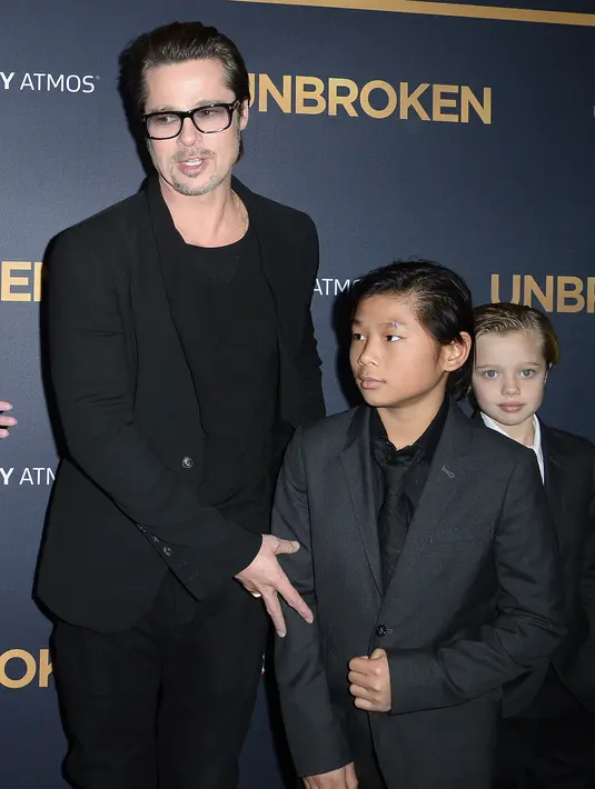 Angelina Jolie yang mengajukan gugatan cerai terhadap Pitt juga menuntut hak asuh keenam anaknya. Namun saat ini dikabarkan bahwa Jolie tampaknya akan kalah, lantaran dua anaknya ingin tinggal dengan ayahnya. (AFP/Bintang.com)