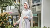 Model Gamis untuk Wanita Usia 20-an