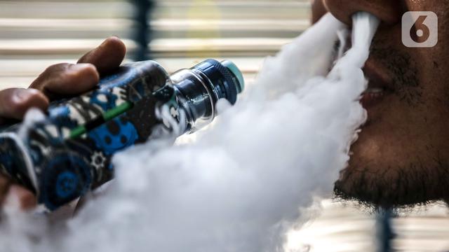 Pemerintah Bakal Larang Penggunaan Rokok Elektrik dan Vape