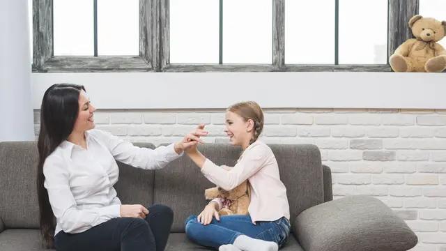 Cara Bijak Menyikapi Anak Saat Mereka Melakukan Kesalahan (photo by freepik.com)