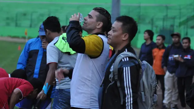 Cristian Gonzales Arema Cronus