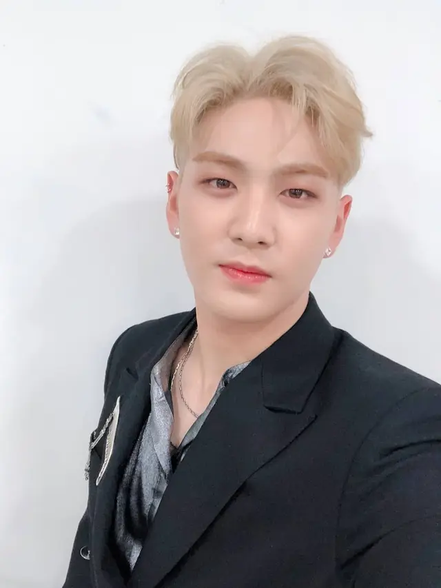 Baekho Nu'Est (Instagram/ nuest_official)